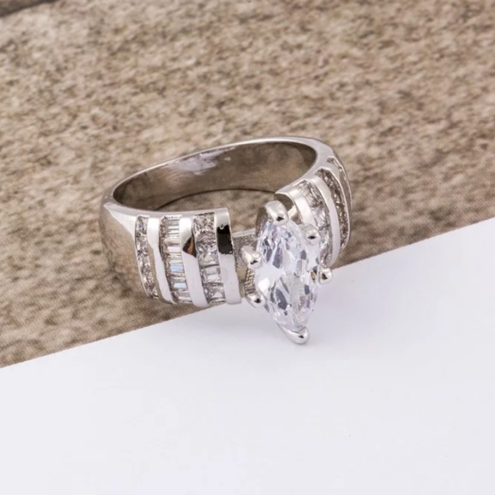 SS Wedding Ring 💍 - Picture 2 of 4